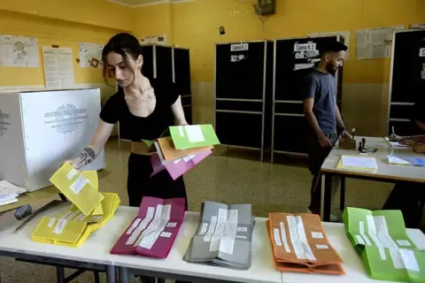 La democrazia non dorme mai: gli strumenti civici che puoi usare oggi, senza aspettare le elezioni